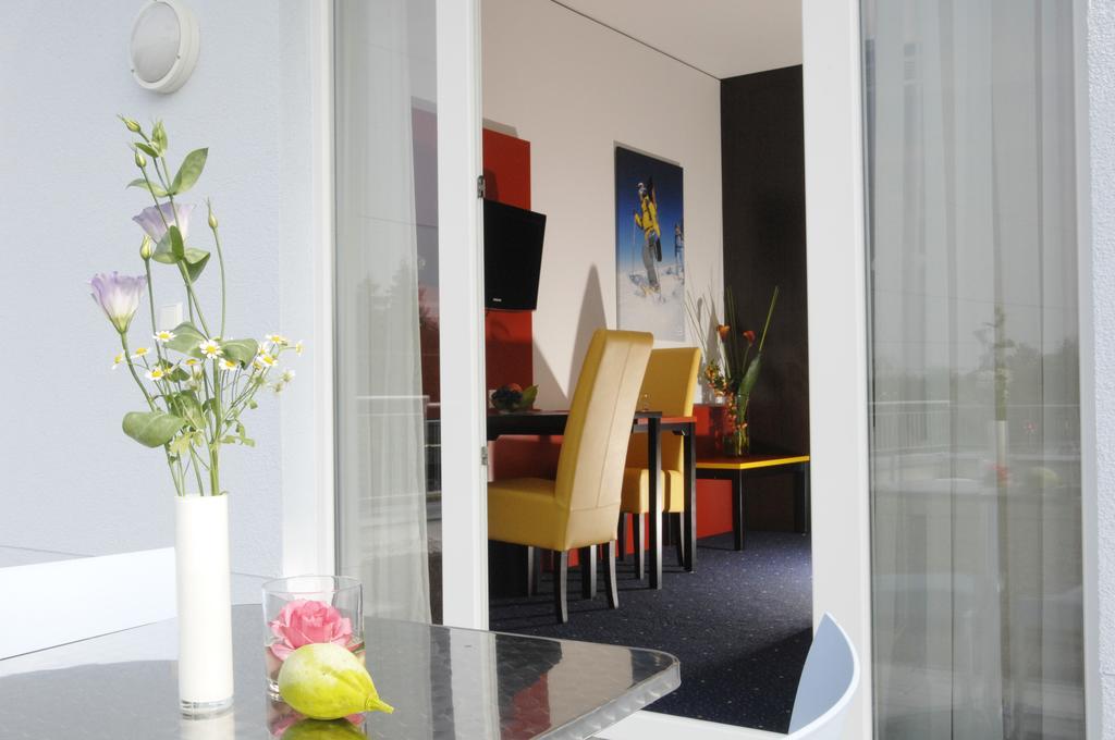 Stay2Munich Hotel & Serviced Apartments Brunnthal Exterior photo