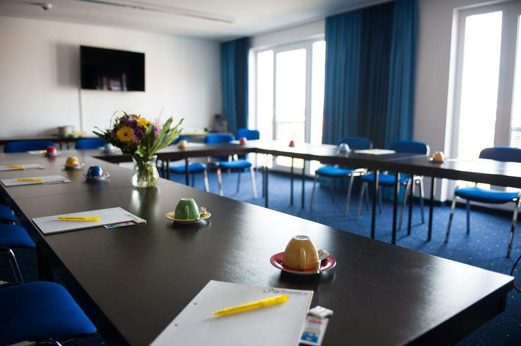 Stay2Munich Hotel & Serviced Apartments Brunnthal Exterior photo